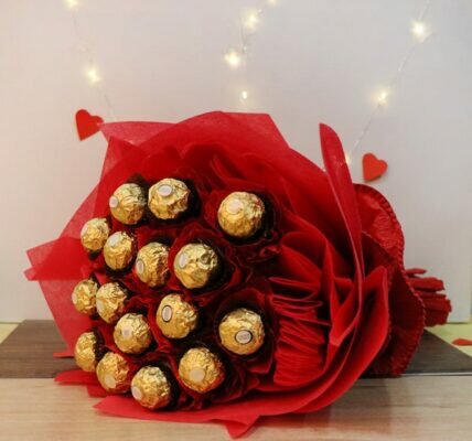 Catchy Chocolate Bouquets To Impress Girlfriend On Birthday Catchy Chocolate Bouquets To Impress Girlfriend On Birthday