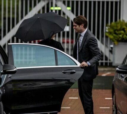 Where Can I Find the Best Chauffeurs Near Me? Where Can I Find the Best Chauffeurs Near Me?